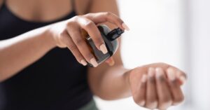 6 perfumes nacionais potentes como os importados